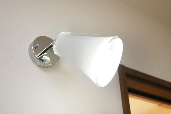 今まで使っていた、照明型の懐中電灯
